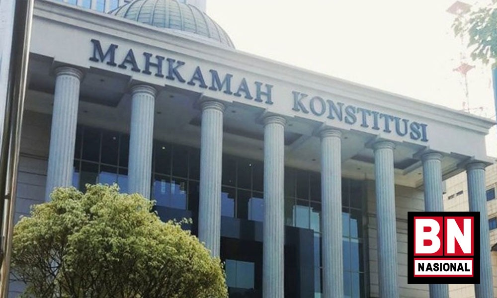 Komisi III DPR Usulkan Batas Usia Hakim MK Minimal 60 Tahun