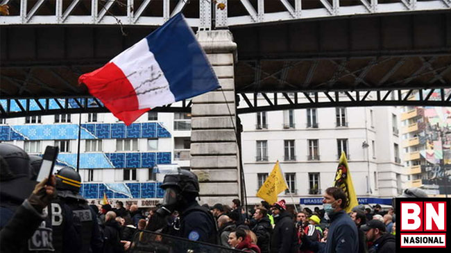 Demo Paris