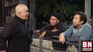 Tiga Mawarnih 300x168