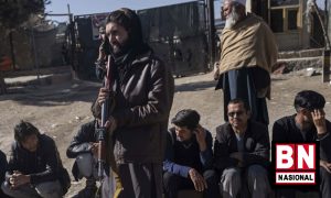 Pejuang Taliban 300x180