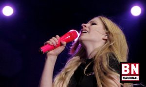 Covid-19 Melonjak Lagi, Avril Lavigne Tunda Tur Eropa