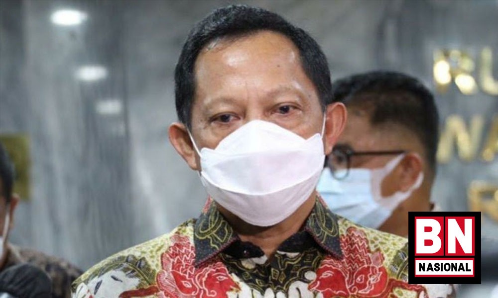 Kala PDIP Pertanyakan Dukungan 3 Periode Jokowi oleh Apdesi, Mendagri Tito 'Pasang Badan' Jelaskan Duduk Persoalan - BN Nasional