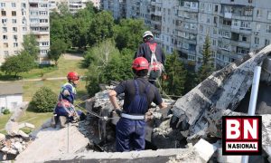 Rusia Hancurkan Jembatan dan Potong Rute Pelarian di Sievierodonetsk, Presiden Zelensky: Pertempuran Sengit - BN Nasional