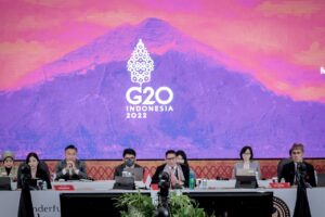 Menparekraf Ajak Masyarakat Perkuat Narasi Positif Dukung Pelaksanaan KTT G20 Menparekraf Ajak Masyarakat Perkuat Narasi Positif Dukung Pelaksanaan KTT G20