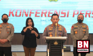 Konferensi Pers Kapolri 300x180