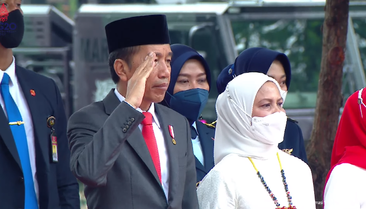 HUT TNI ke 77 Presiden Jokowi Sampaikan Penghargaan Setinggi-tingginya - BN Nasional