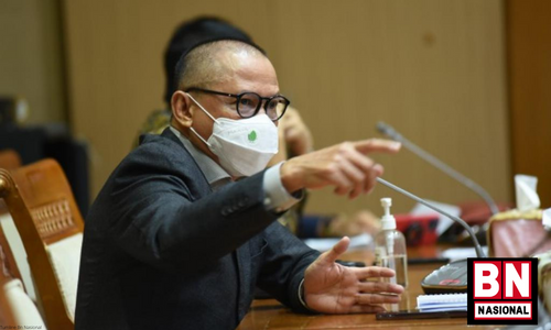 Anggota Komisi VII DPR RI Mukhtarudin mendukung langkah Menteri Koordinator (Menko) Bidang Perekonomian Airlangga Hartarto yang mengajak Jepang untuk berinvestasi di Indonesia pada sektor kendaraan listrik.