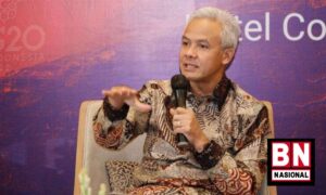 TGubernur Jawa Tengah (Jateng) Ganjar Pranowo membeberkan pentingnya pemanfaatan media sosial (medsos) bagi pemimpin masa kini.