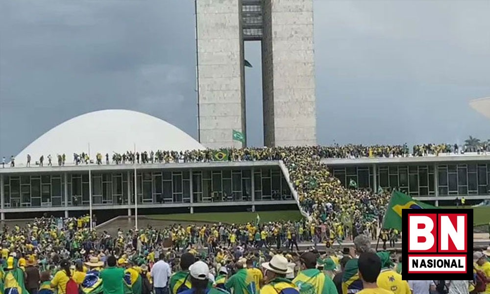 Brasil : Ribuan Pengunjuk Rasa Serbu Istana hingga Mahkamah Agung