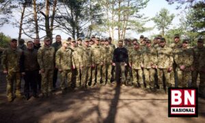 Kepala tentara bayaran Grup Wagner Rusia Yevgeny Prigozhin mengatakan Ukraina sedang mempersiapkan serangan balasan yang tak terelakkan, mengirimkan unit-unit yang telah dipersiapkan dengan baik ke kota timur Bakhmut yang hancur, selama berbulan-bulan menjadi titik fokus pertempuran.