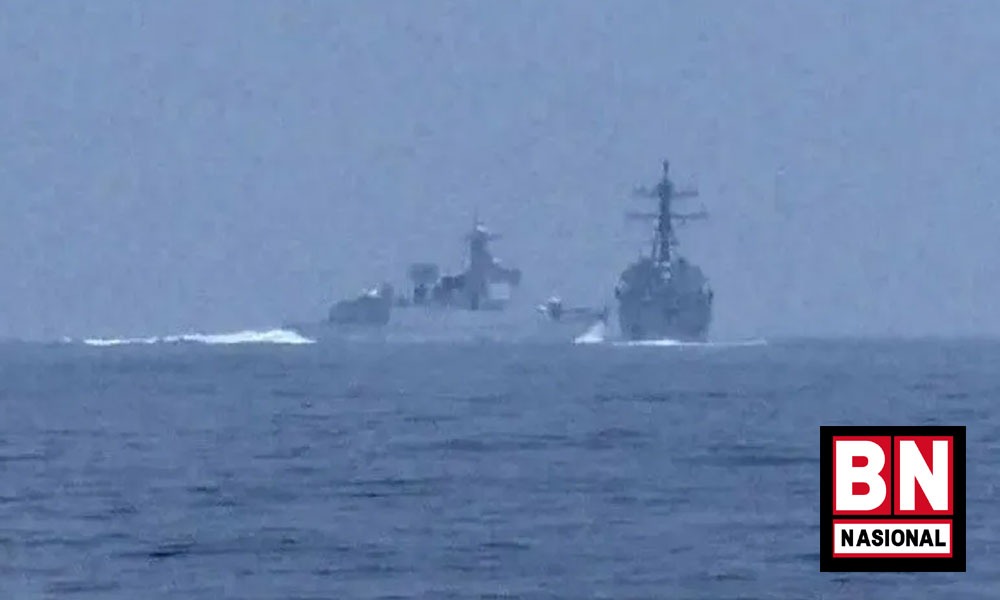 Kapal Perang China Dekati Kapal Perusak AS di Selat Taiwan