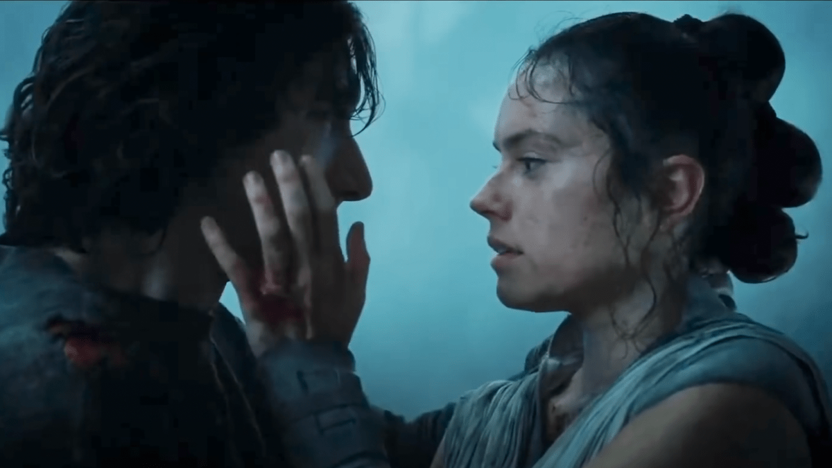 Daisy Ridley Mengatakan Reylo Kiss dari Rise of Skywalker Dihasilkan