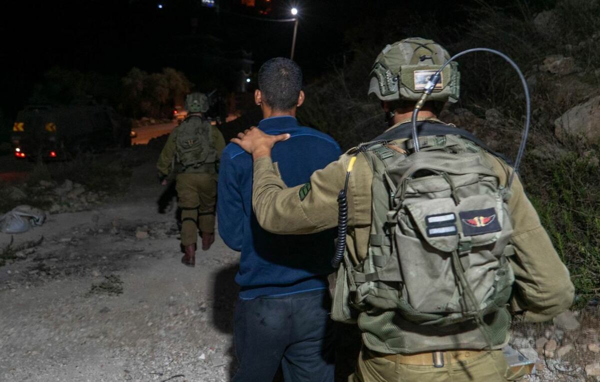 IOF menculik beberapa warga Palestina dalam penggerebekan di Bank W
