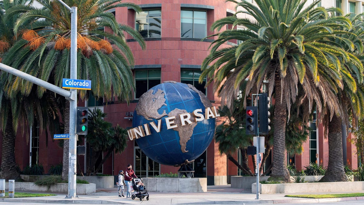 Eksekutif Label Rekaman Memberitahu TikTok bahwa Mengeksploitasi Artis adalah Pekerjaan Mereka