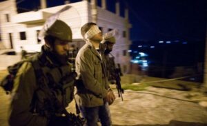 IOF menculik beberapa warga Palestina dalam penggerebekan di Bank W
