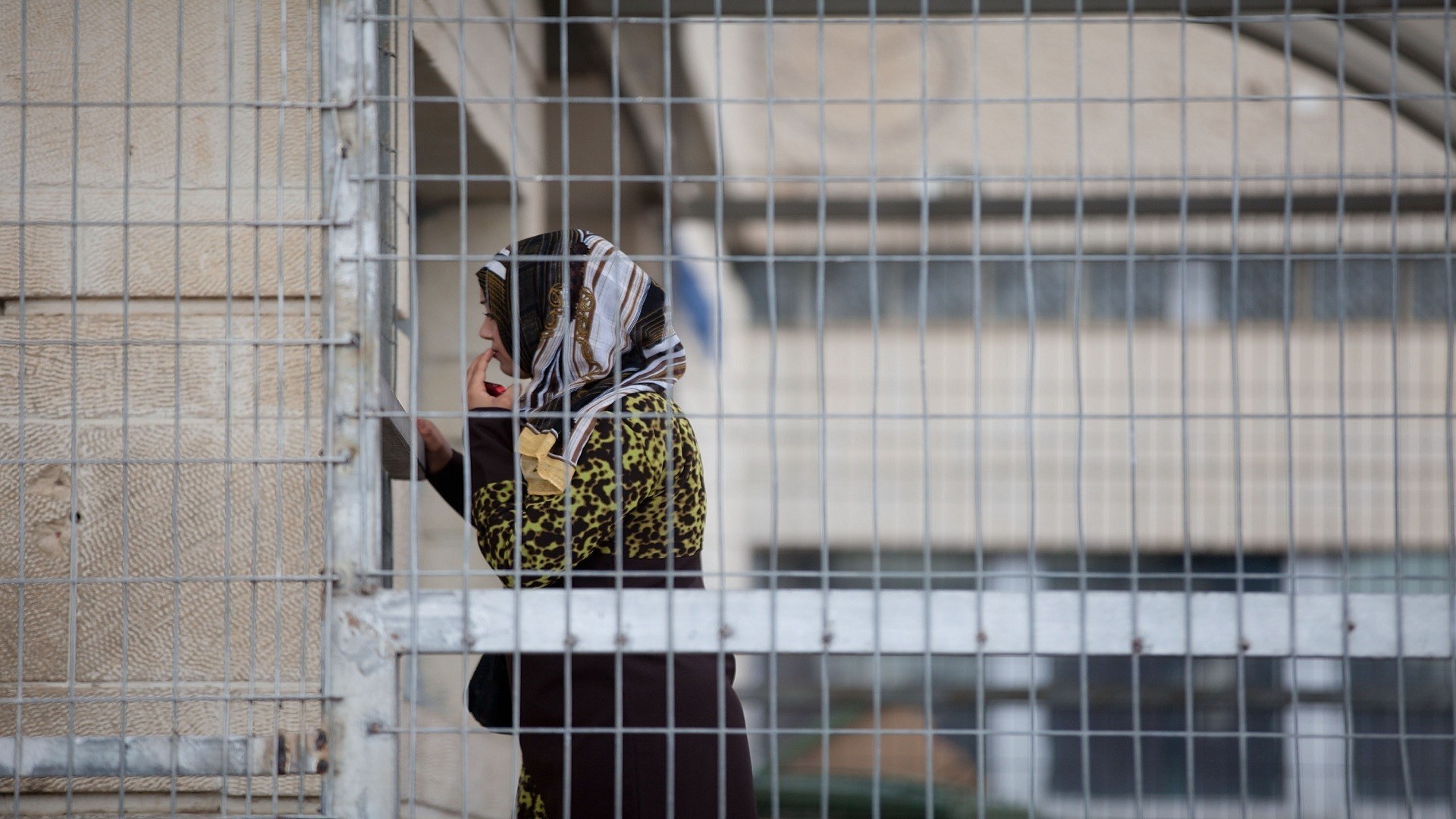 Wanita-wanita yang dibebaskan menceritakan kisah-kisah mengerikan tentang penyiksaan di penjara-penjara Israel