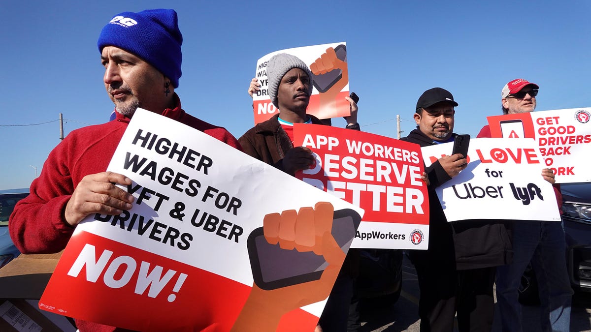 Pengemudi Uber dan Lyft Mendapatkan Tips Kurang dari 3 dari 10 Perjalanan