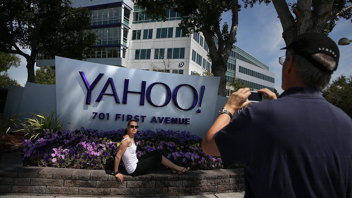 Tidak Ada Yang Datang ke Pesta Ulang Tahun Yahoo yang ke-30