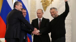 Bagaimana perebutan Krimea oleh Rusia 10 tahun lalu menyebabkan perang dengan Ukraina dan meningkatnya ketegangan dengan Barat