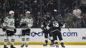 Bintang memperpanjang rekor kemenangan beruntun menjadi 5 pertandingan tertinggi musim ini dengan kemenangan 4-1 atas Kings