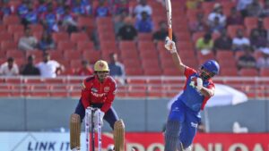 Rishabh Pant kembali saat Punjab membuka musim dengan kemenangan atas Delhi di IPL
