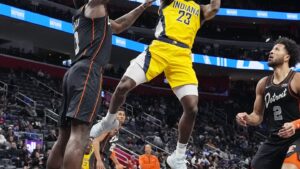 Siakam, Haliburton menggabungkan 45 poin saat Pacers mengalahkan Pistons yang bertangan pendek 122-103