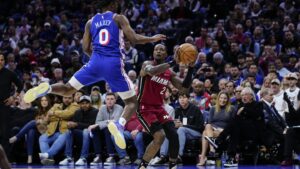 Tyrese Maxey, Kelly Oubre Jr. mencetak double-double dan memimpin 76ers melewati Heat 98-91