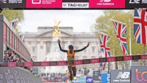 Juara Olimpiade Jepchirchir memenangkan perlombaan wanita di London Marathon