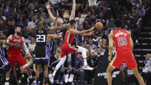 McCollum, Williamson masing-masing mencetak 31, Pelikan menyelesaikan lima pertandingan menyapu Kings dengan kemenangan 135-123