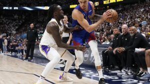 Michael Porter Jr. dari Nuggets menyadari bahwa pengadilan adalah tempat perlindungannya dari masalah saudara-saudaranya