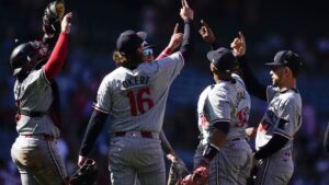 Sosis home-run baru The Twins memicu tujuh kemenangan beruntun mereka