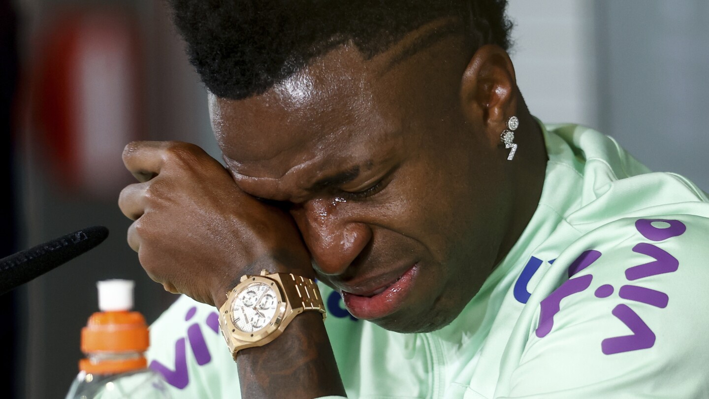 Vinícius Junior akan dirindukan jika rasisme dibiarkan mengusirnya, kata Bellingham dari Real Madrid