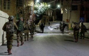 IOF menculik beberapa warga Palestina dalam penggerebekan di Bank W