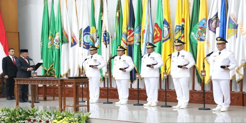 5 PENJABAT GUBERNUR BN