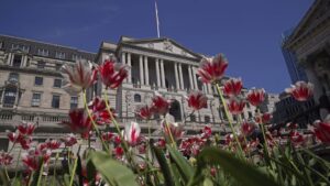 Perekonomian Inggris pulih dengan kuat pada kuartal pertama tahun ini, mengakhiri 'resesi teknis'