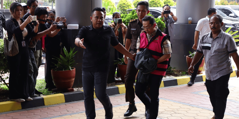 4 KASUS TIMAH