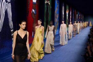 Bola Curveball Olimpiade Dior Couture