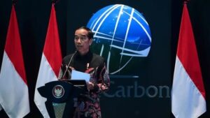 Presiden RI Joko Widodo saat meresmian perdagangan karbon (Foto: BEI) IMG 20240724 WA0001 300x169