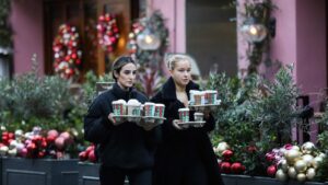 Mengapa Musim Perayaan Dimulai Lebih Awal