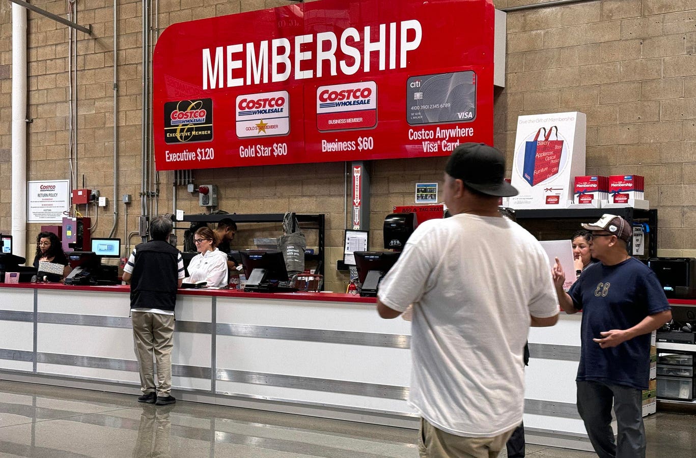 Costco Tidak Terluka Oleh Kenaikan Langganan Saat Pengecer Mengalahkan Perkiraan Jalanan