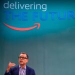 CEO Amazon Stores Mengatakan AI Dapat Memunculkan Format Ritel Baru