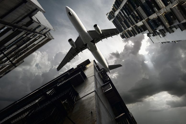 Pesawat Jet Di Atas Kepala