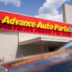 Suku Cadang Mobil Maju Menghidupkan Perputaran Gas Dengan Penutupan 200 Toko