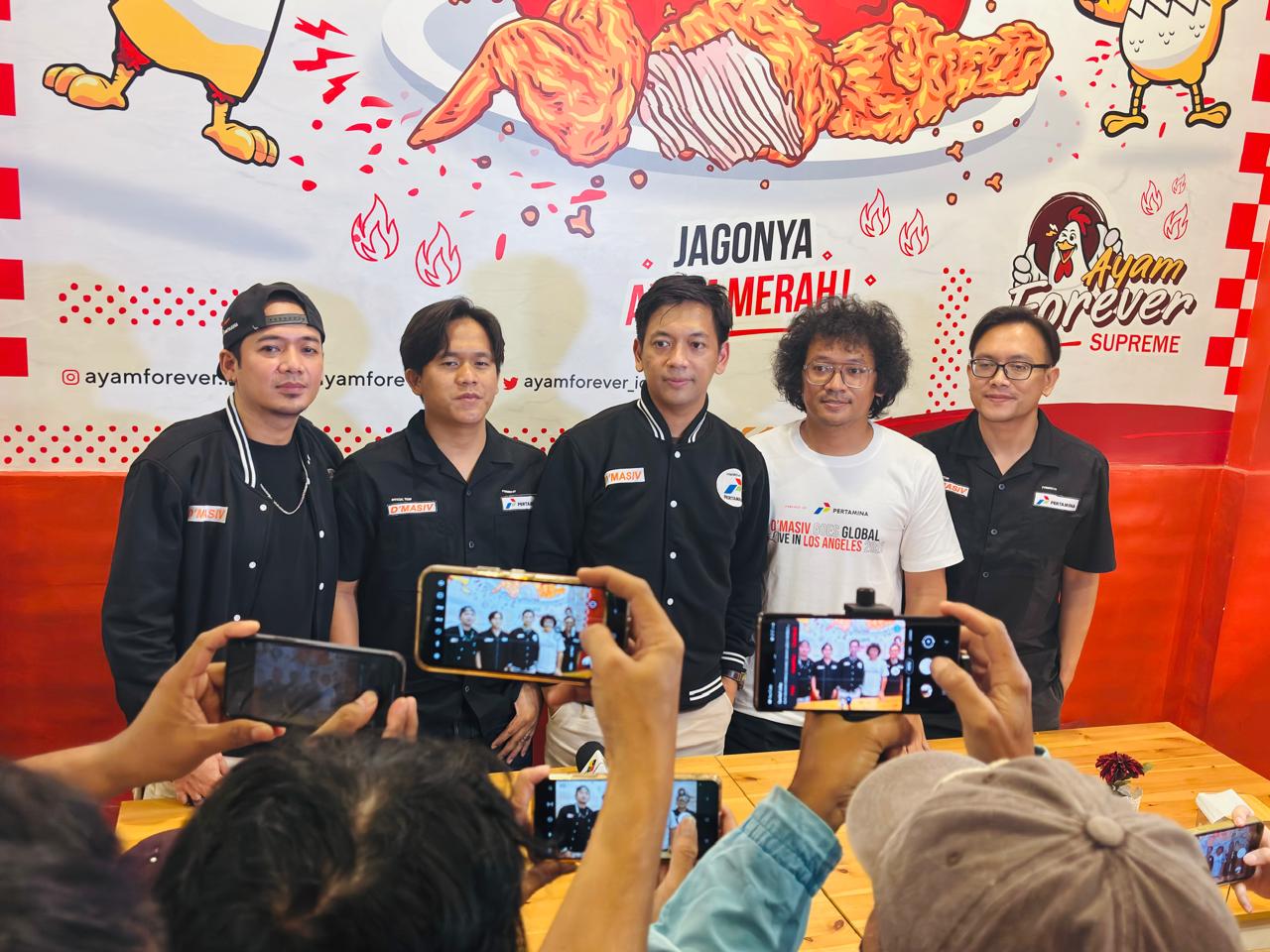 Perform Band D'MASIV di Panggung Musik Dunia Los Angeles Amerika Serikat