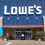Diy Giant Lowe's Giliran ke Pro Market dengan akuisisi ADG Diy Giant Lowe's Giliran ke Pro Market dengan akuisisi ADG $ 1,3 miliar