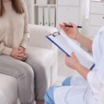 Mempengaruhi 1 dari 3 wanita: studi menemukan IMS tersembunyi telah Janji Dokter Wanita Muda
