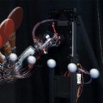 Ping Pong Playing Robot Melakukan Top Spin