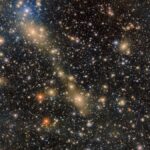 Gambar lapangan terdalam dari cluster galaksi raksasa adalah pengingat brutal tidak pentingnya kosmik Anda