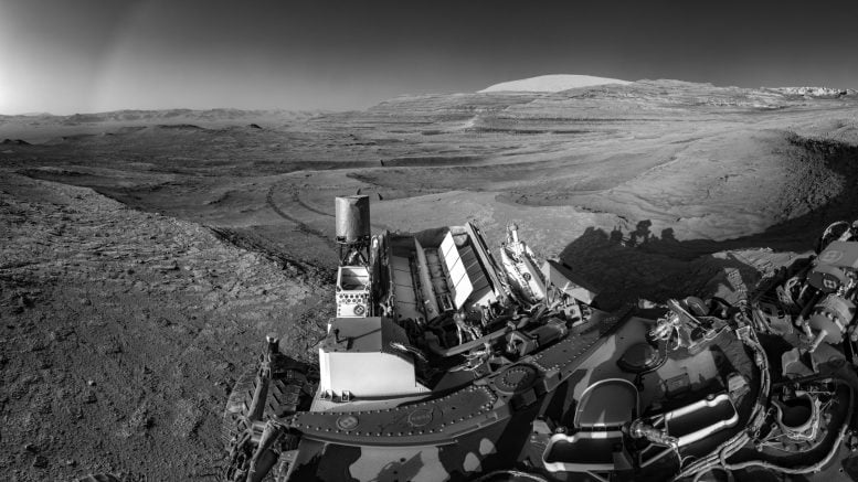 NASA Curiosity Rover Tracks