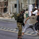 Meningkatkan kekerasan pemukim dan serangan militer Israel menyapu Tepi Barat